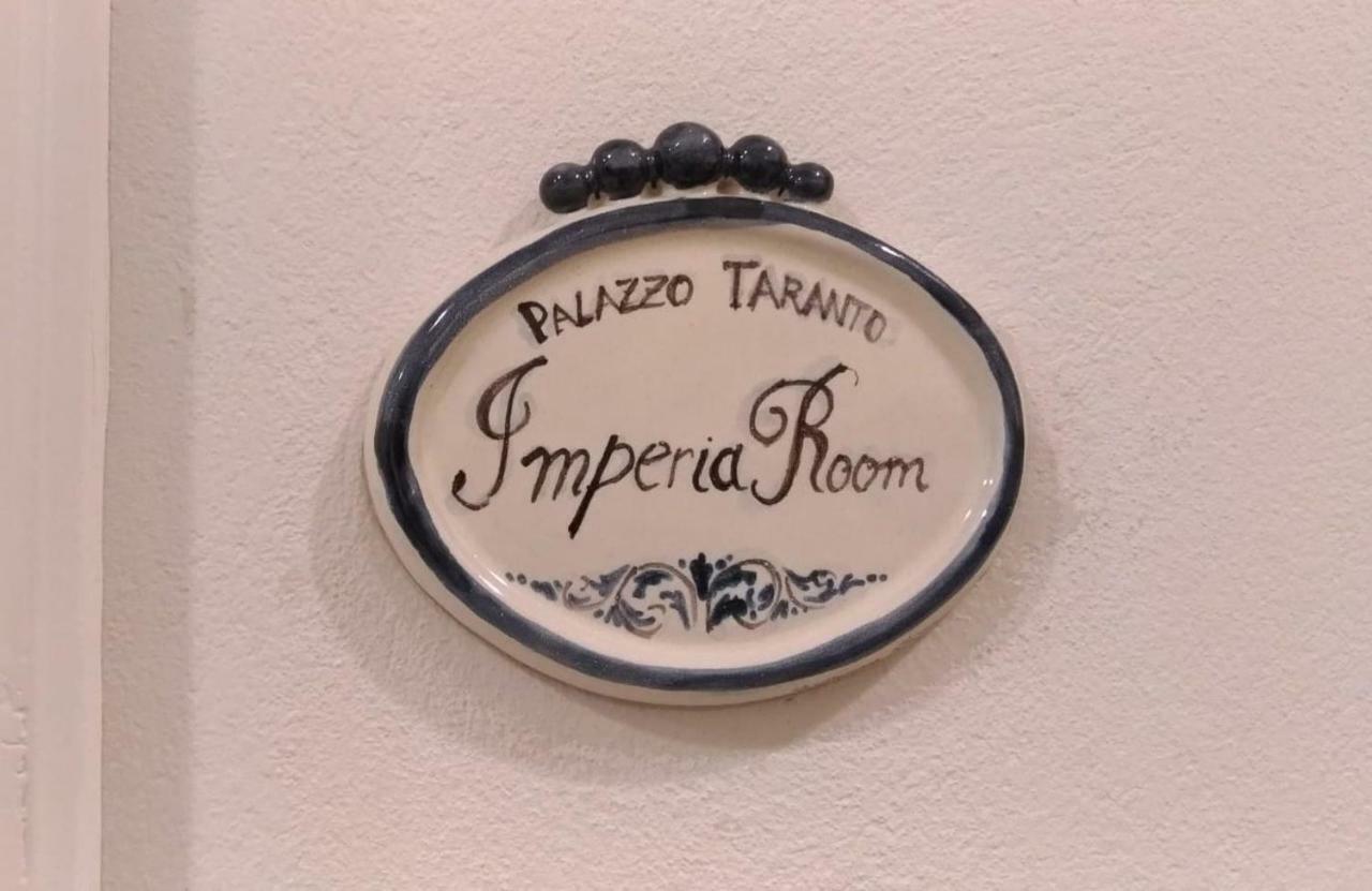 Palazzo Taranto Luxury Rooms Caltagirone Exterior photo